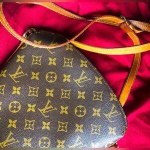Vintage Louis Vuitton Drouot Crossbody Bag